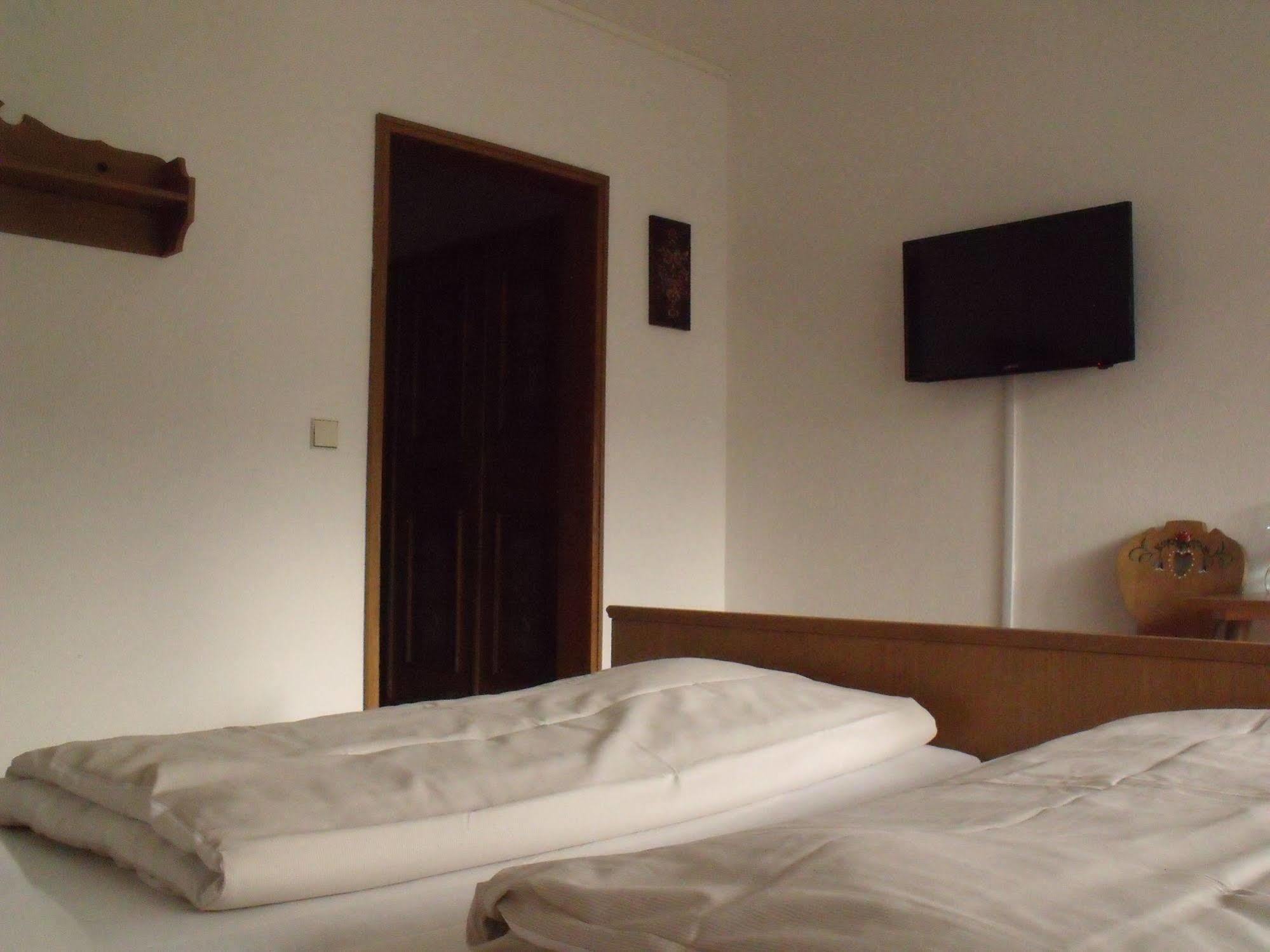 Hotel Grossbach Menzenschwand-Hinterdorf Екстериор снимка